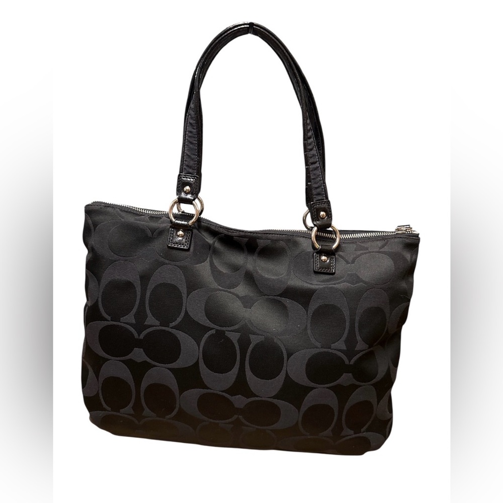 Coach Poppy Signature Shoulder Bag - Picture 2 of 10